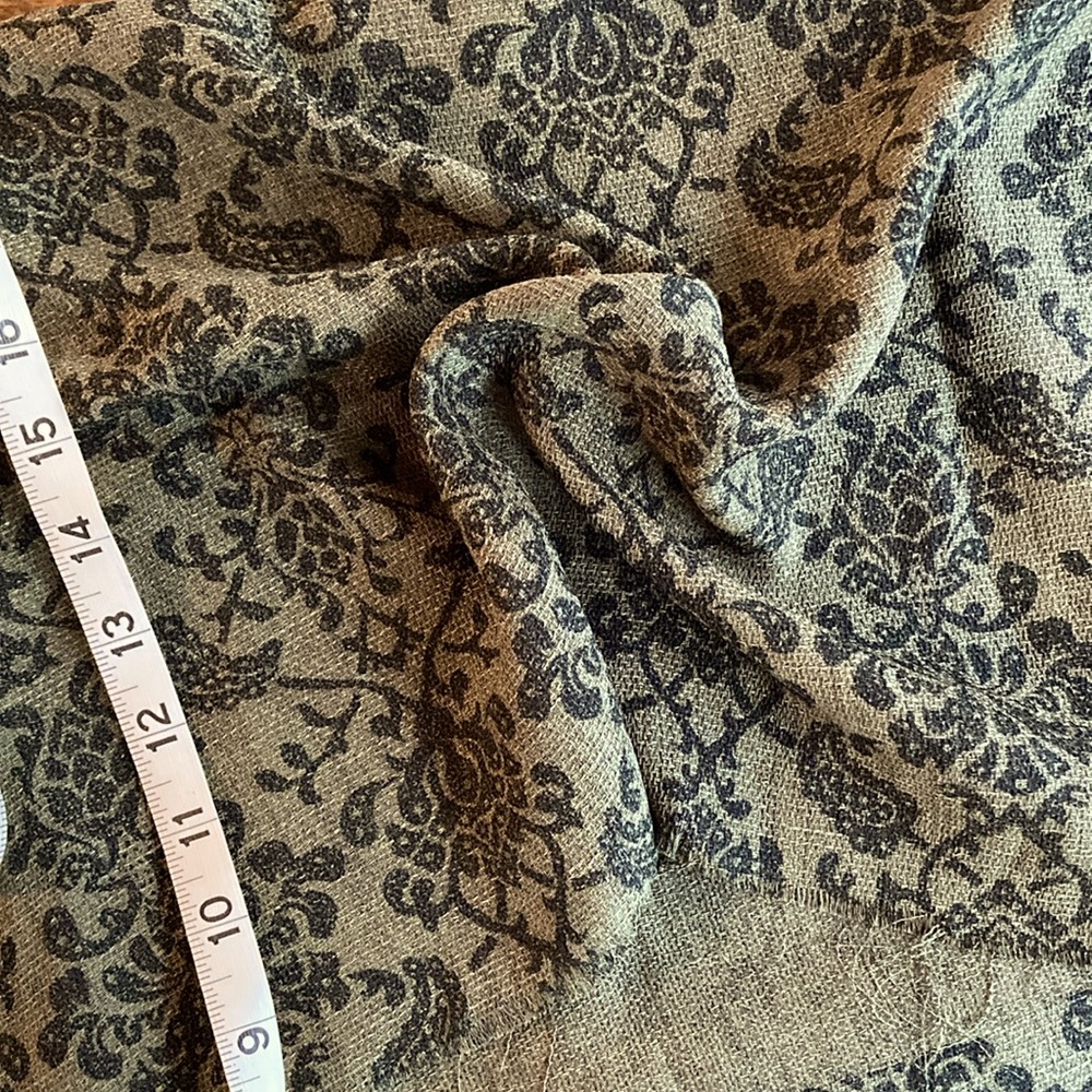 2.6 yd woven fabric